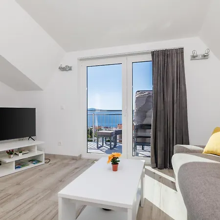 Apartman Sunshine D