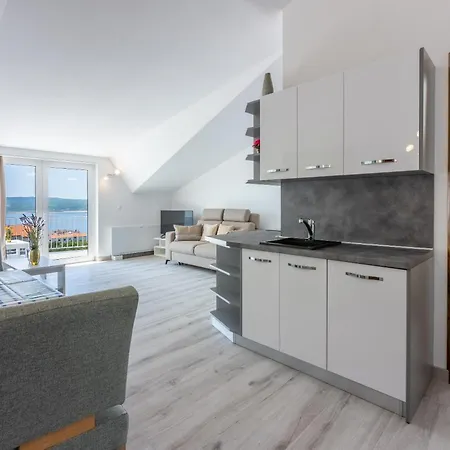 Apartman Sunshine D