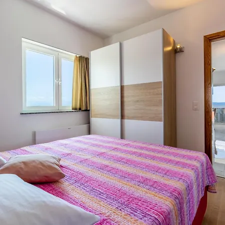 Apartman Sunshine D *