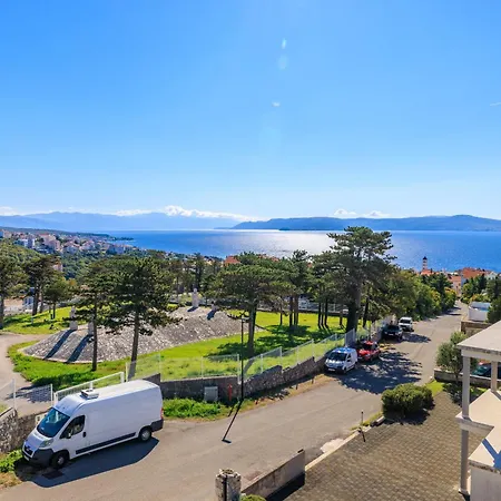 Sunshine D Apartment *