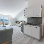 Apartman Sunshine D