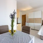 Sunshine D Apartman